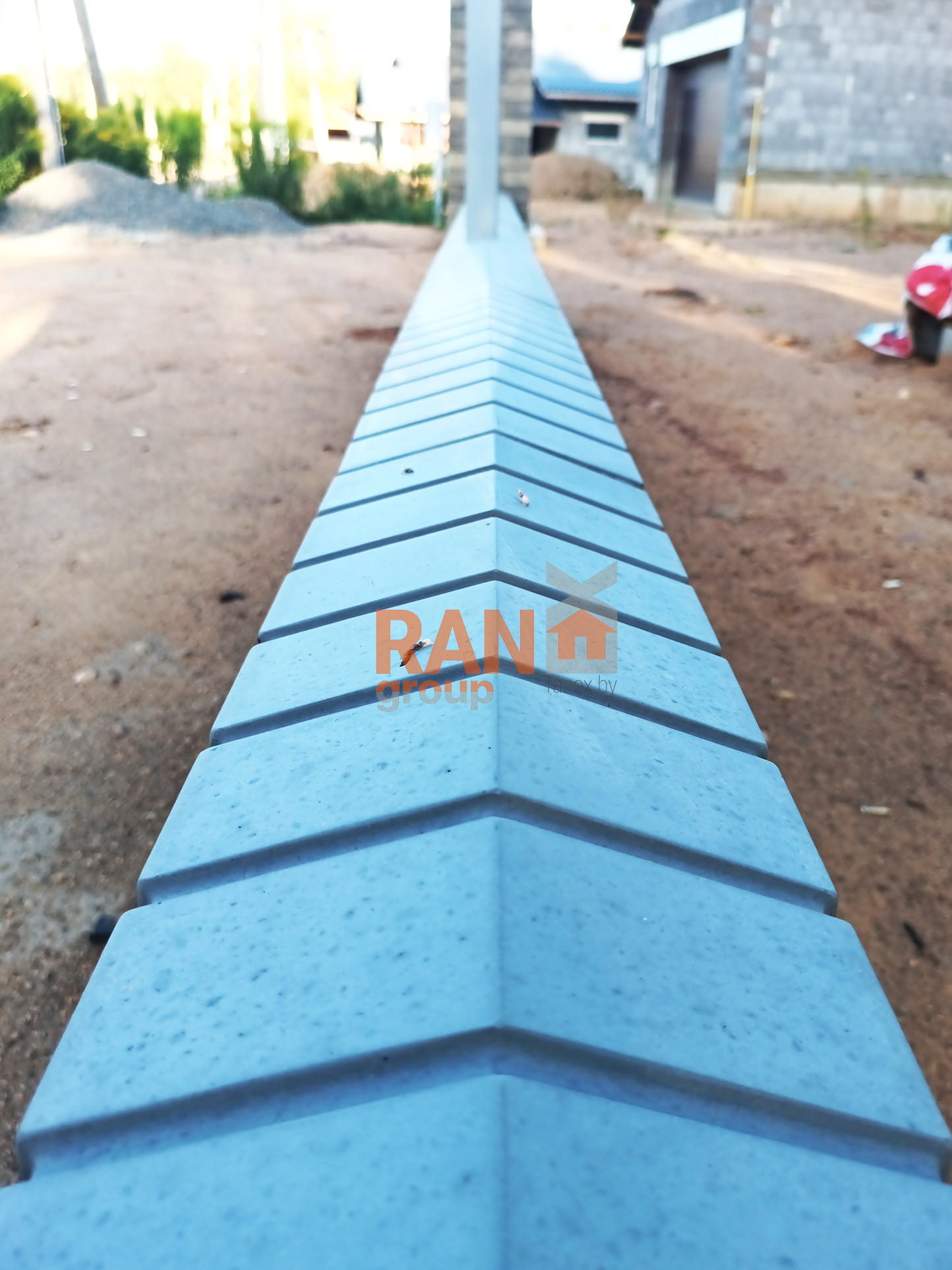 крышки для заборов двускатные под кирпич